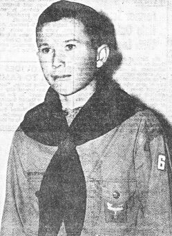 Wayne Cliff of Troop
                  6